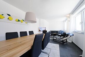 The Apartment Central