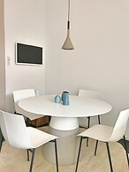 The Apartment Central