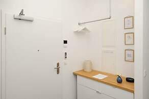 The Apartment Central