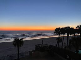 Organic Beach Retreat