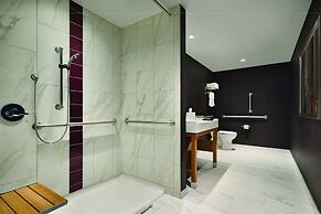 The Landing Hotel at Rivers Casino & Resort