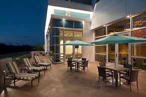 The Landing Hotel at Rivers Casino & Resort