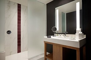 The Landing Hotel at Rivers Casino & Resort