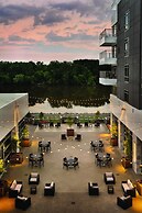 The Landing Hotel at Rivers Casino & Resort