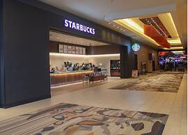 The Landing Hotel at Rivers Casino & Resort