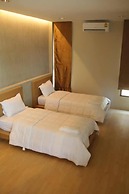 The Residence Thepkanjana