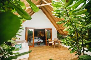 Fushifaru Maldives 50% off on sea plane roundtrip 04 nights & above