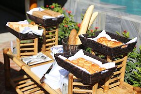 Aira Boutique Hoi An Hotel & Villa