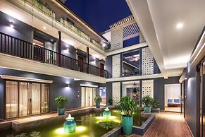 Aira Boutique Hoi An Hotel & Villa