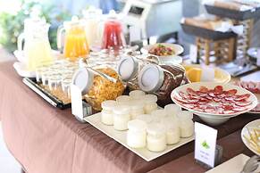 Aira Boutique Hoi An Hotel & Villa