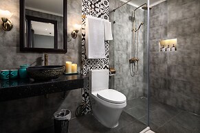 Aira Boutique Hoi An Hotel & Villa