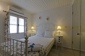 Alacati Roka Tas Otel
