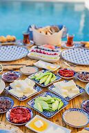 Alacati Roka Tas Otel