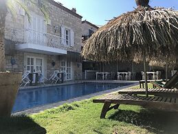 Alacati Roka Tas Otel