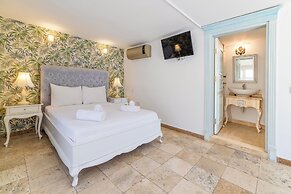 Alacati Roka Tas Otel