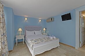 Alacati Roka Tas Otel