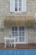 Alacati Roka Tas Otel