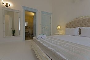 Alacati Roka Tas Otel