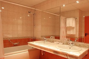 Trakia Plaza Hotel