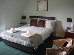 Airdenair Guest House