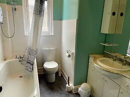 Airdenair Guest House