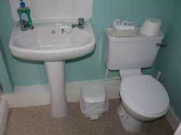 Airdenair Guest House