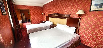 White House Hotel