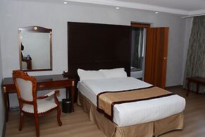 White House Hotel