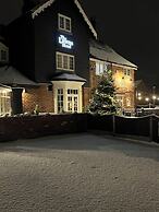 The Lawns Hotel