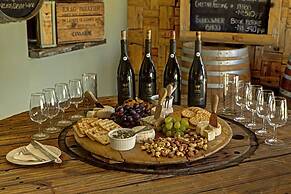 Neuras Wine & Wildlife Estate