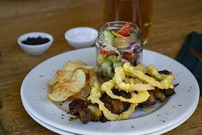 Neuras Wine & Wildlife Estate