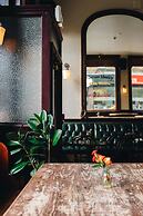 Camden Enterprise Hotel & Pub