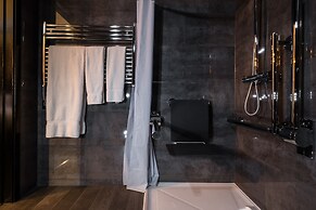 Camden Enterprise Hotel & Pub