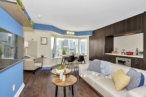 QuickStay - Elegance in Yorkville (Yonge & Bloor)