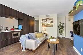 QuickStay - Elegance in Yorkville (Yonge & Bloor)