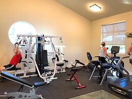 Cape Crossing Resort & Marina