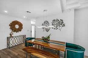 Cape Crossing Resort & Marina