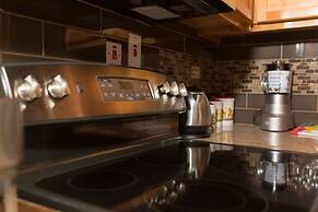 New Kingston Guest Apt at Fairway