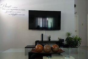 The Country Club Villa I