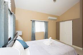 The Country Club Villa II