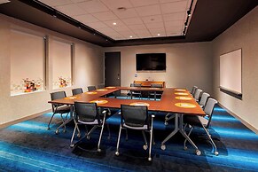 Aloft Cleveland Airport