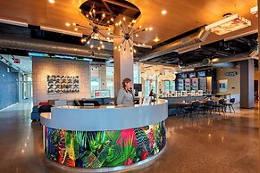 Aloft Cleveland Airport