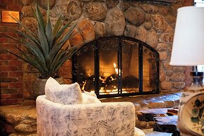 Rancho Caymus Inn