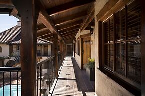 Rancho Caymus Inn