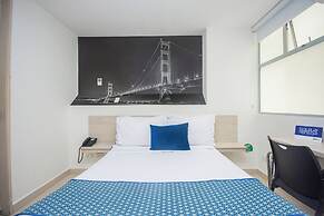 Hotel Laureles Plaza