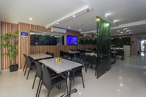 Hotel Laureles Plaza