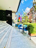Hotel Laureles Plaza