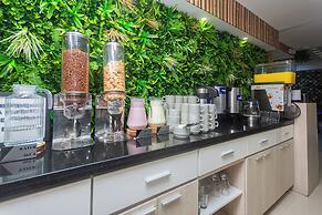 Hotel Laureles Plaza