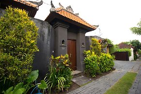 Transera Kirana Villa Seminyak