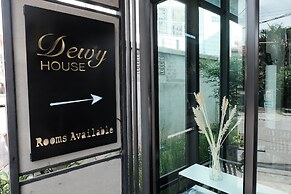 DewyHouse